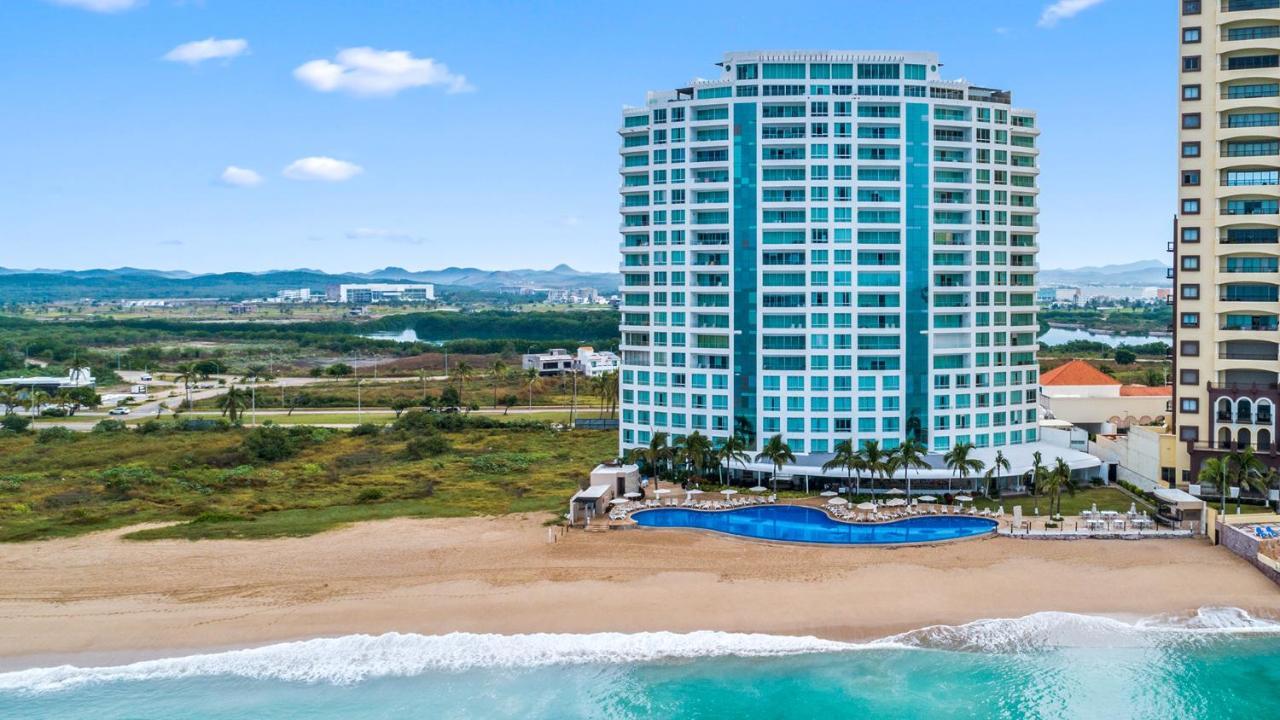 Park Royal Beach Mazatlán Exterior foto