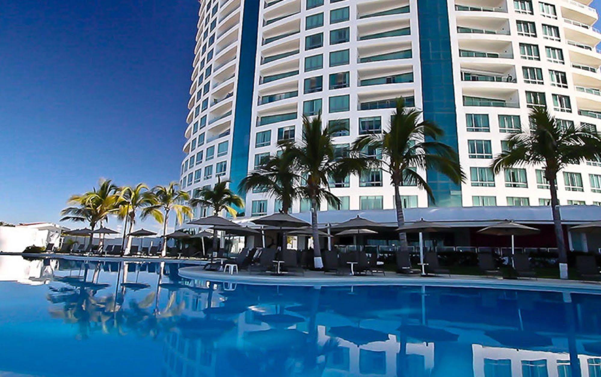 Park Royal Beach Mazatlán Exterior foto